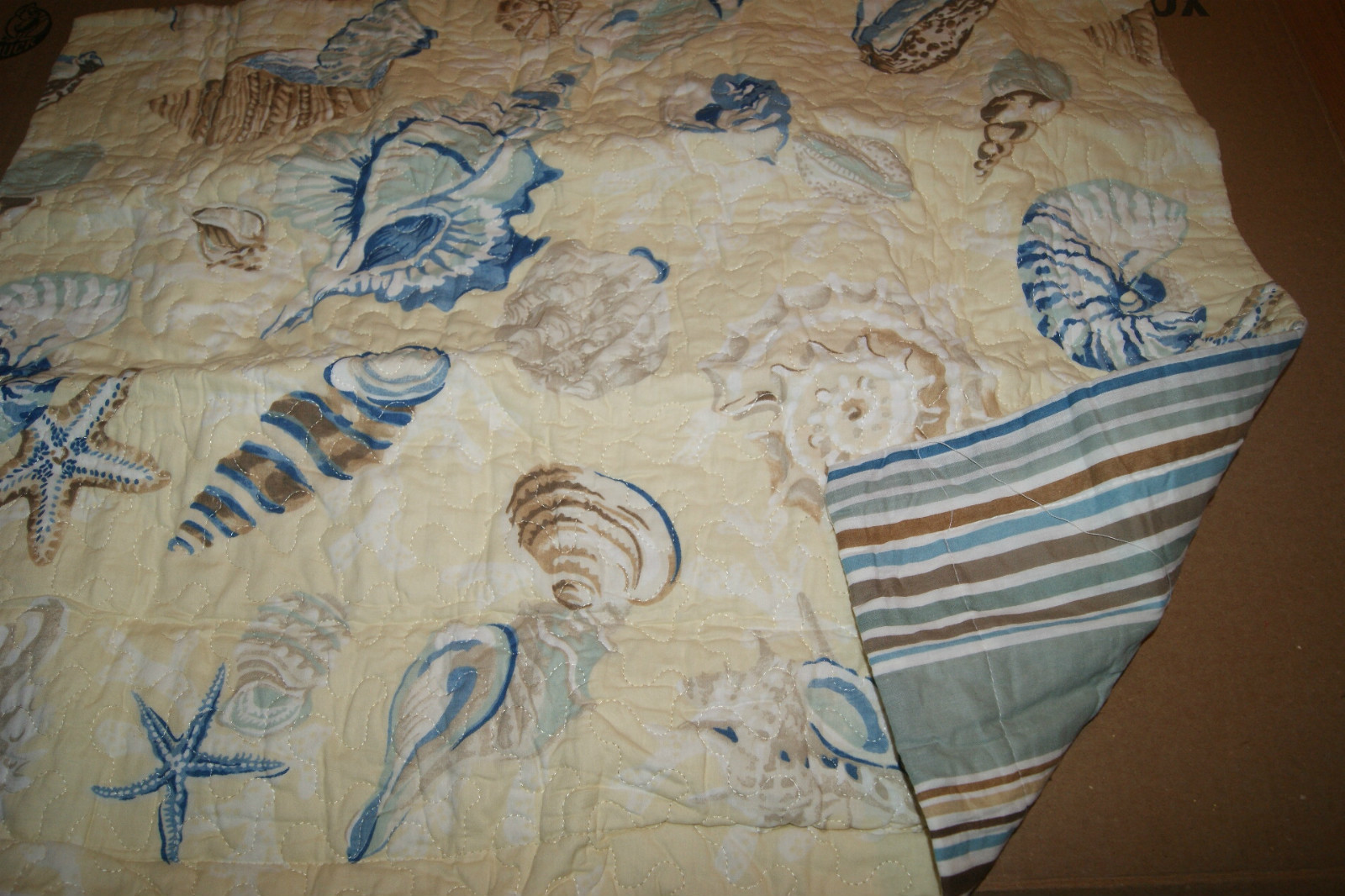 American Traditions CANARIS Standard  Pillow Sham Quilted Seashells