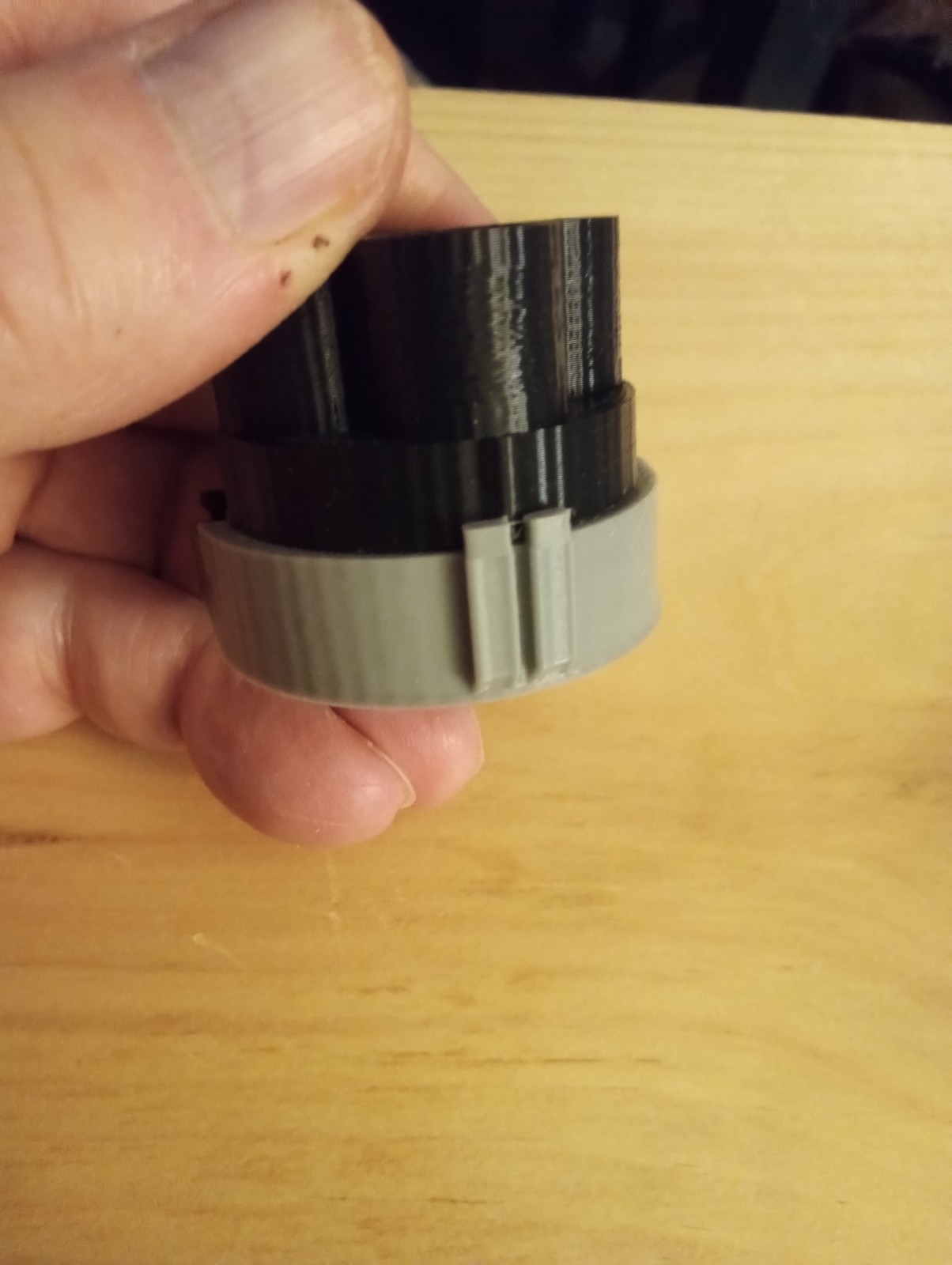 Lee APP Universal Case Feeder 3D Printed With 5 Case Adapters,No More Adjusting.