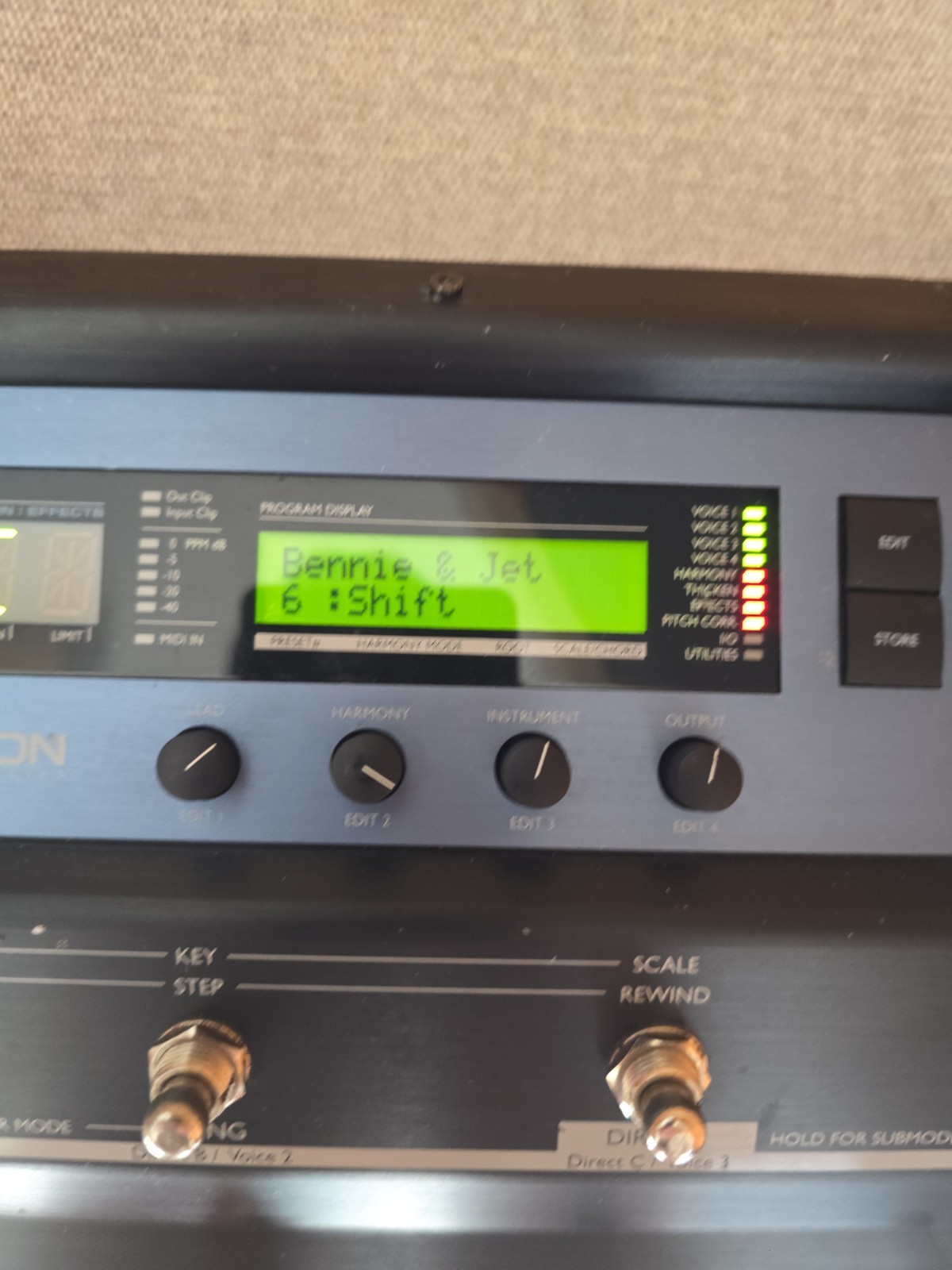 TC Helicon Voice live Series Effects Processor HFW001