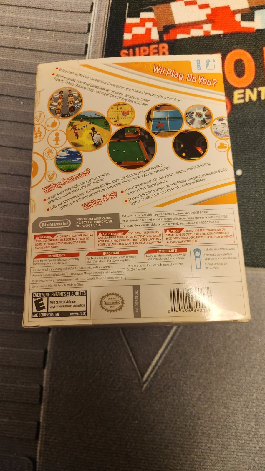 Nintendo Wii Play (2007) Bundle w/ Wii Remote, Manual, Case, Silicone Jacket