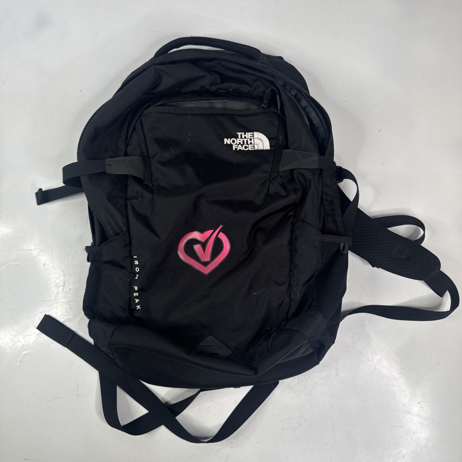 The North Face Iron Peak 28L Backpack - Excellent Condition