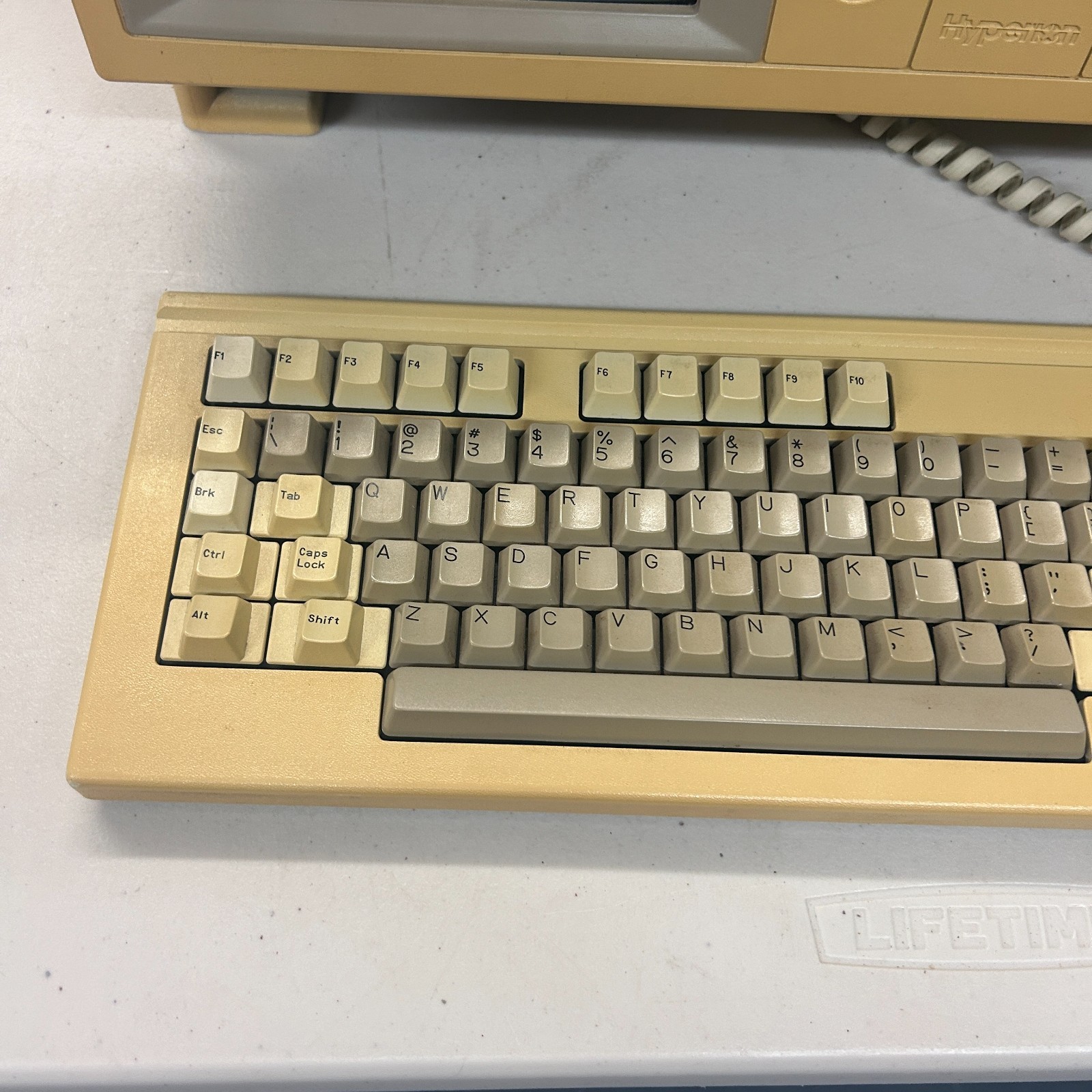 Dynalogic Hyperion 3012 All-in-One Vintage Computer w/ Keyboard 2 Disk Drives