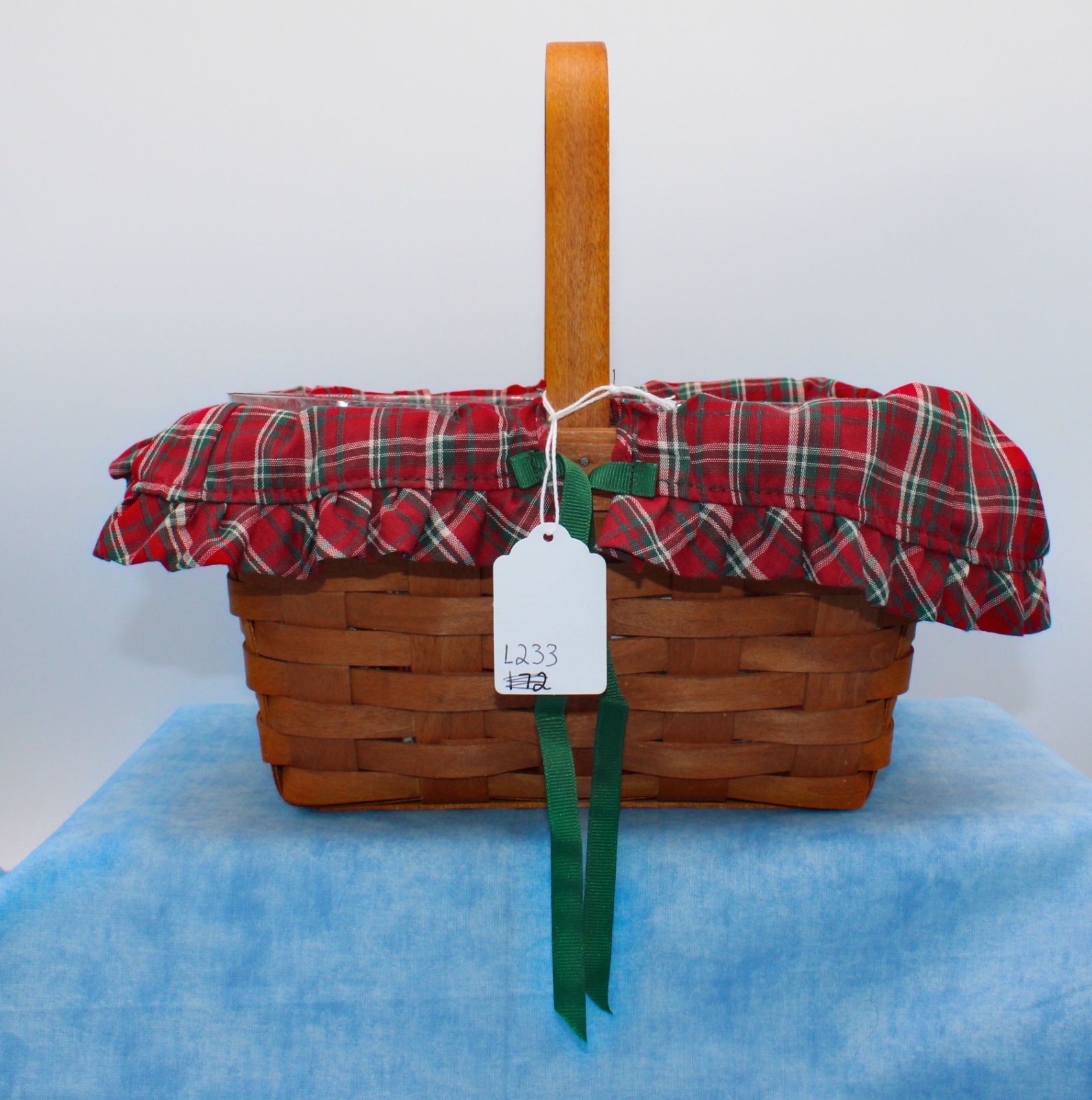 Longaberger 1994 Handwoven Basket w/ Christmas Plaid Liner, Protector