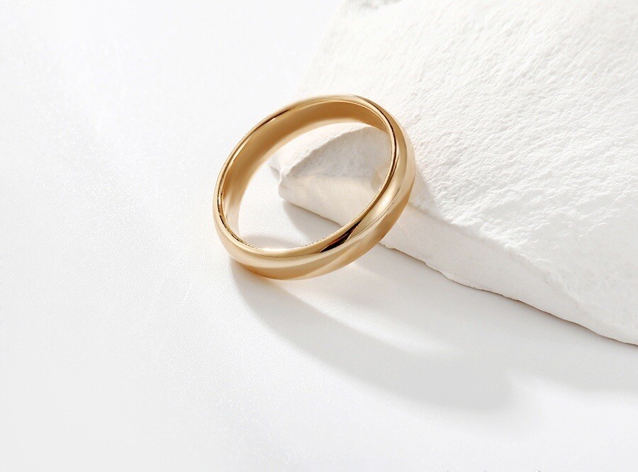 Men’s Women’s Wedding Band Unisex Ring 4mm. Uk Size= R 18ct 18k Gold Plated Ring