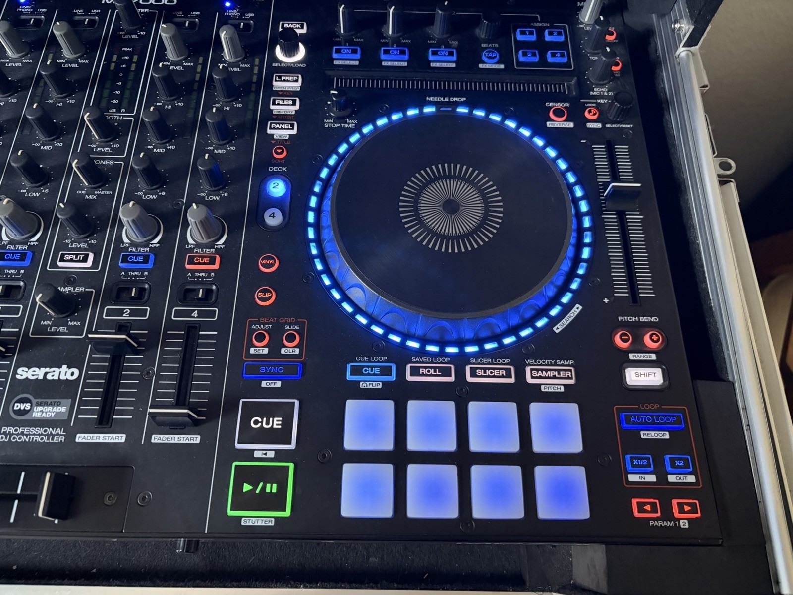 Denon DJ MC7000 4-Channel Serato DJ Controller w/ Odyssey Flight Case