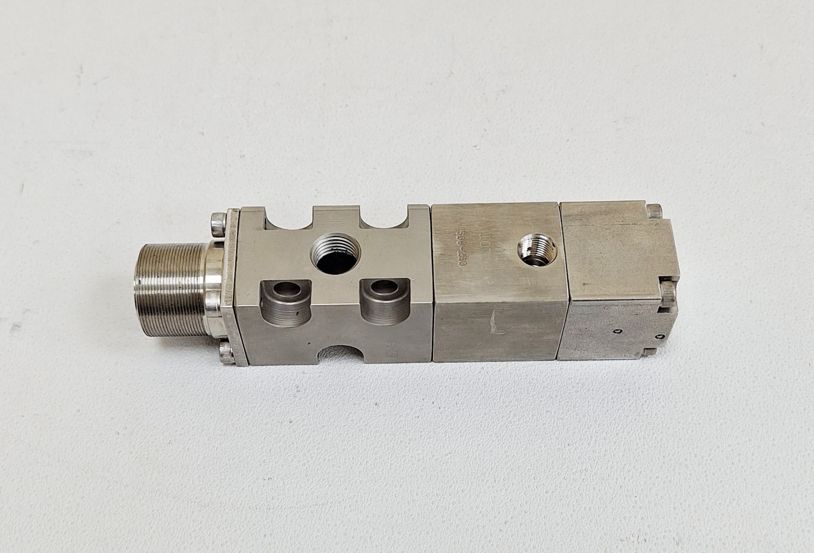 500-280 Pneumatic Directional Valve with Indicator Assembly