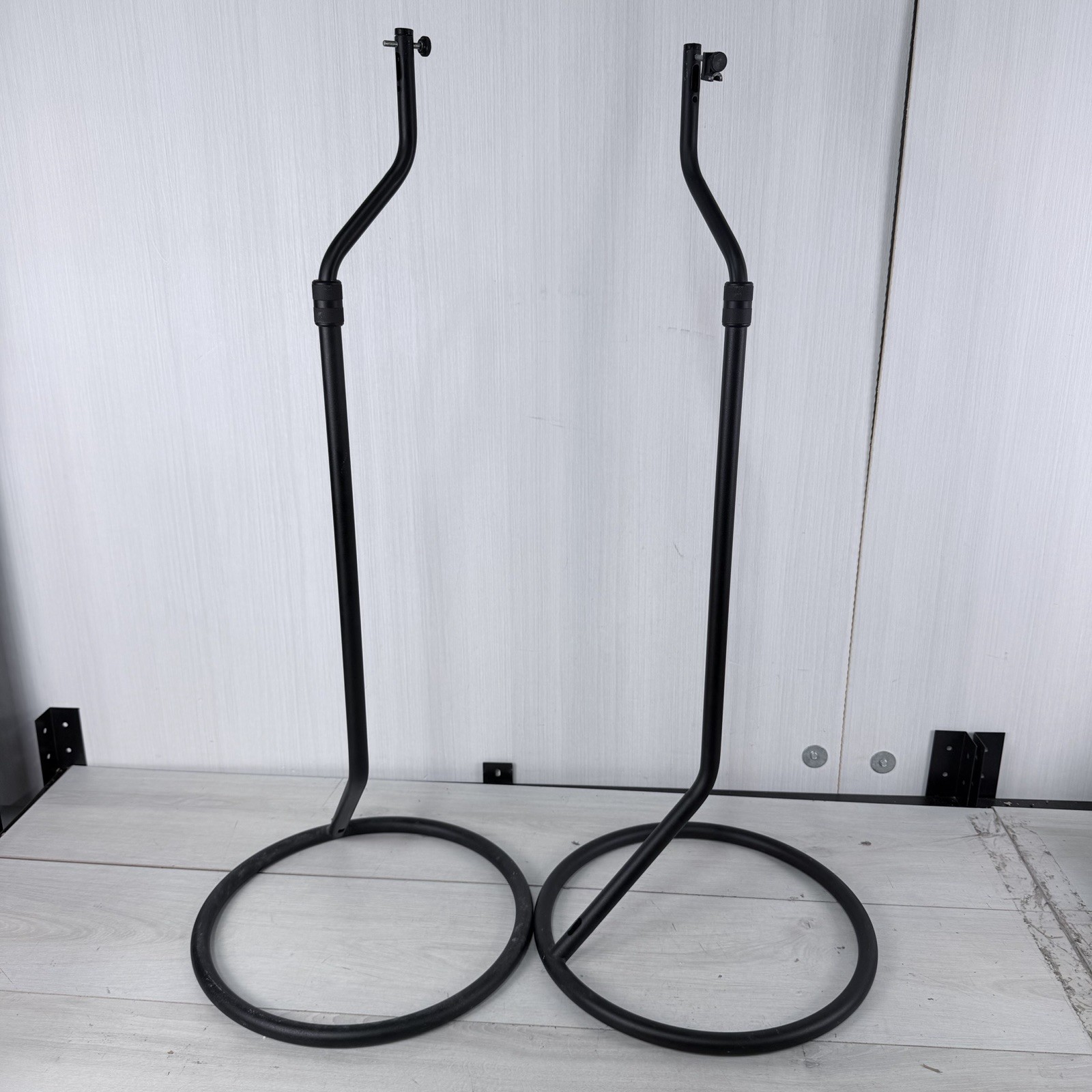 Pair Metal Speaker Stands For Bose Speakers Round Bottom
