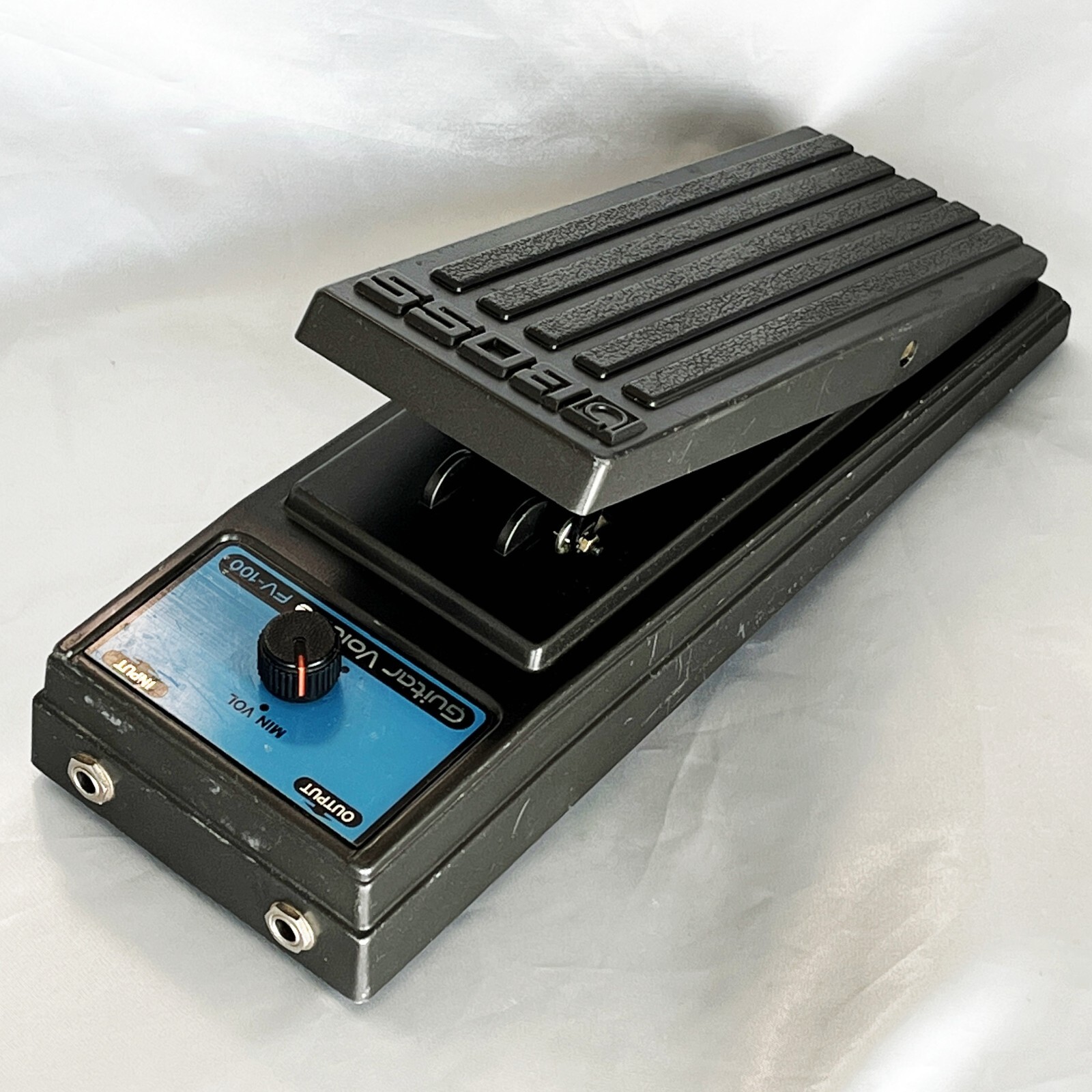BOSS FV100 Volume Pedal 1984 Vintage guitar pedal Made in Japan High Impedance
