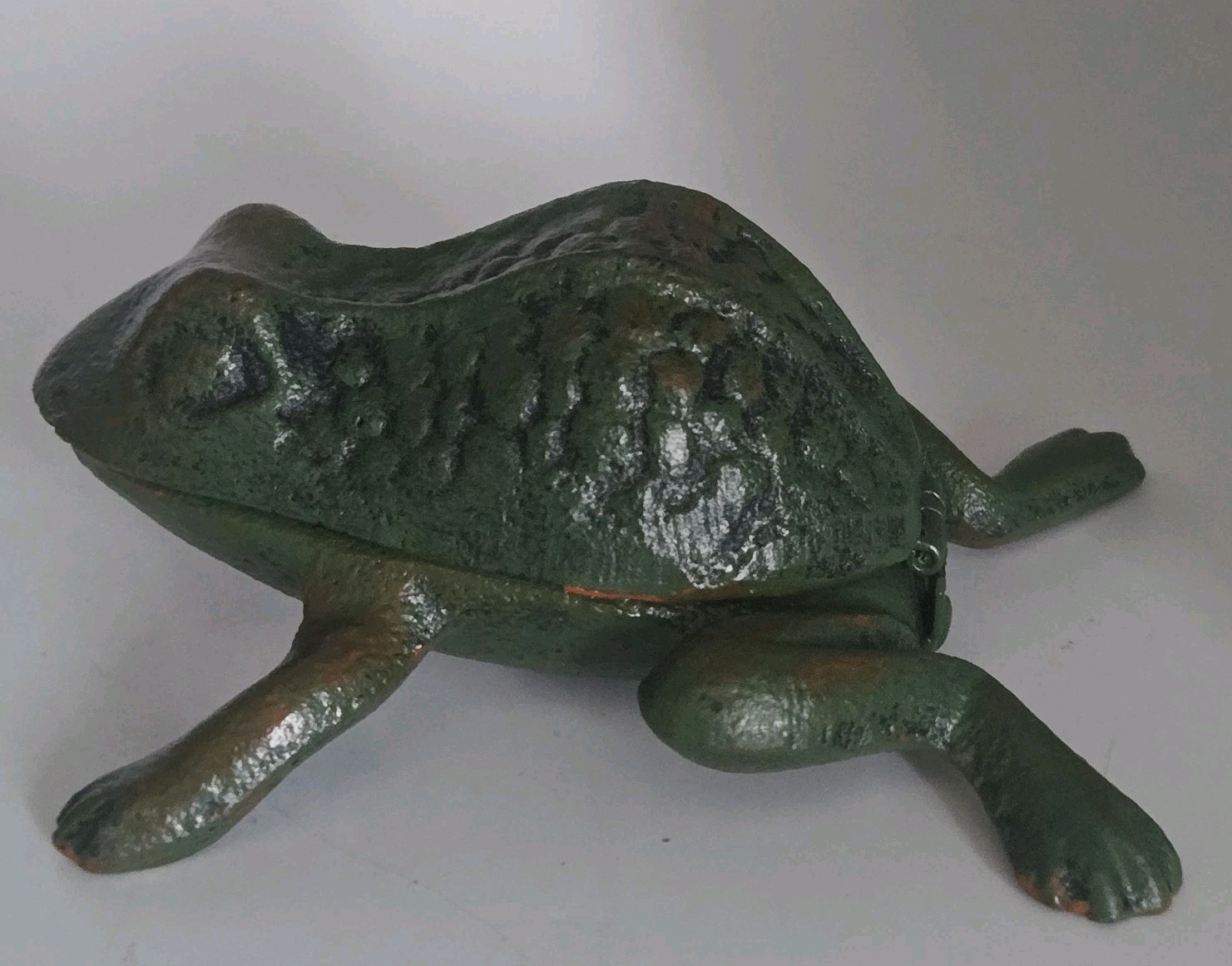 Iron Green Frog Key Hider • Trinket Box • Planter Decor 5"L