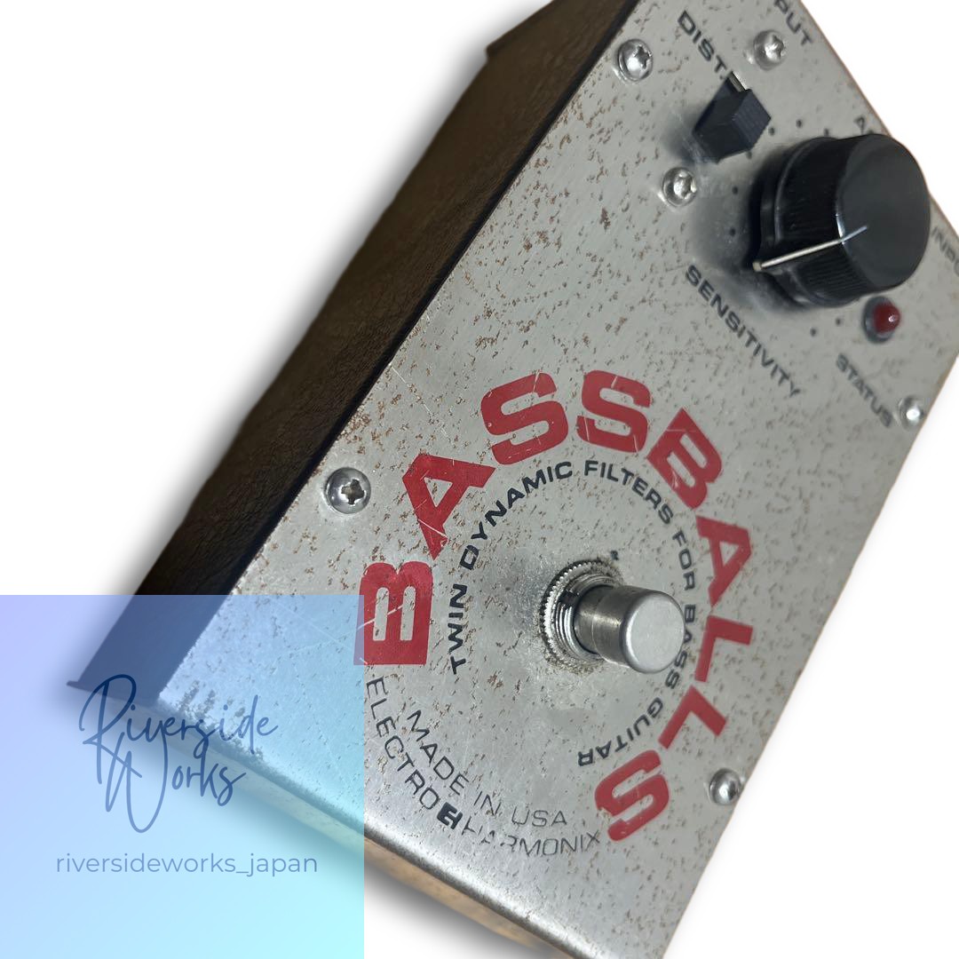 BASSBALLS /electroharmonix Effects Pedal