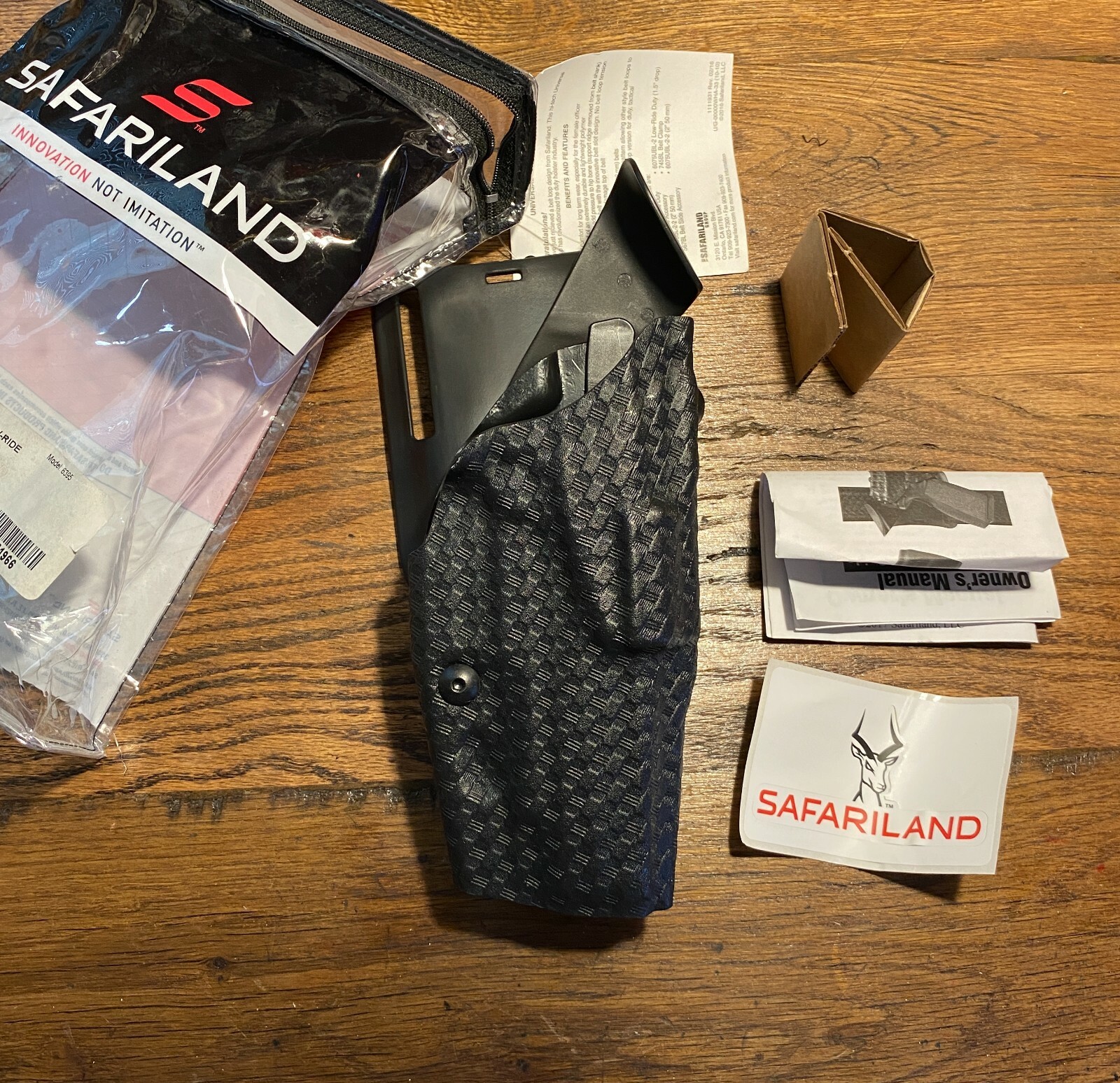 Safariland® 6395 ALS® Level-1 STX Basket Weave RH Duty Holster, SIG P220 & P226
