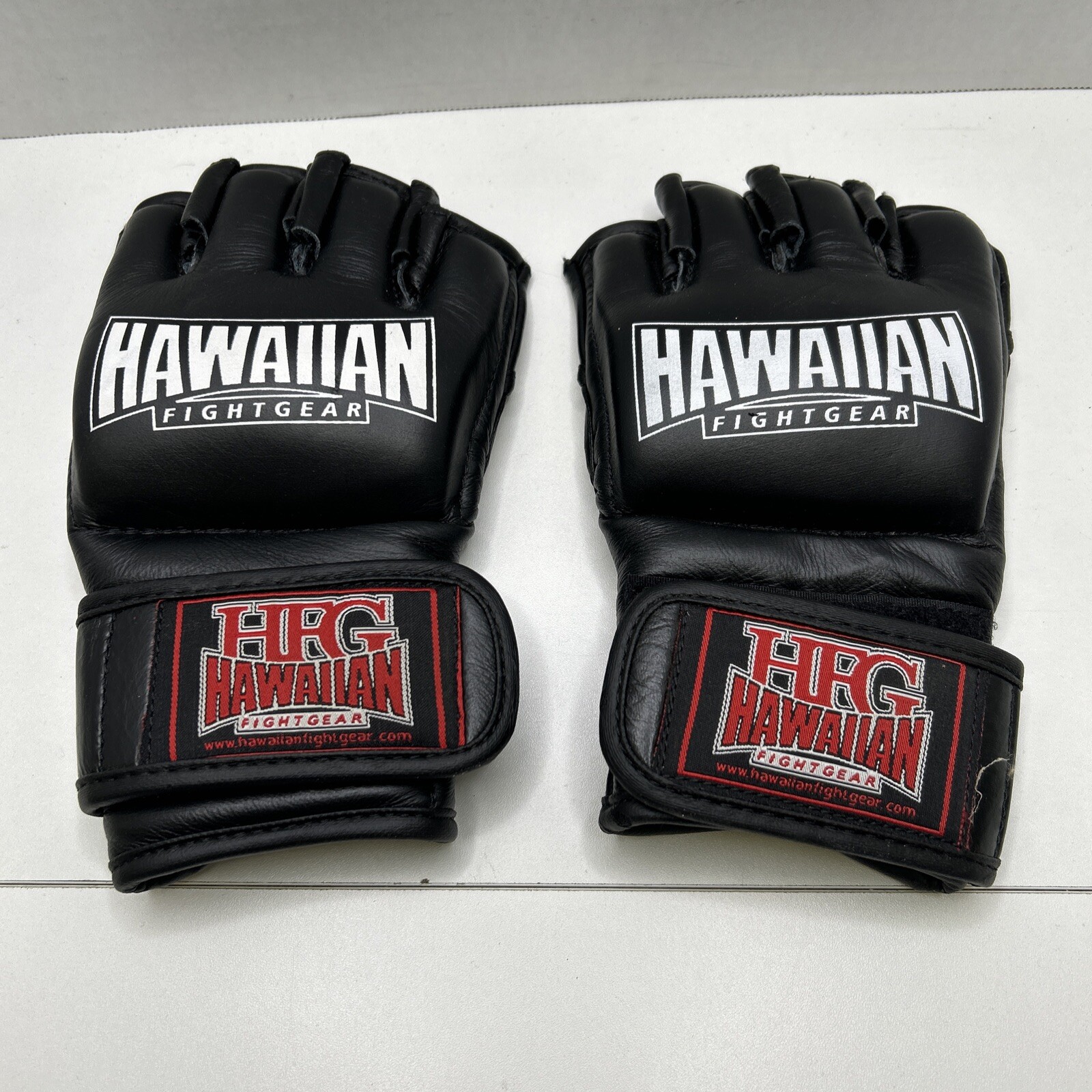 Hawaiian Fight Gear HFG Fighting MMA Gloves Large Size