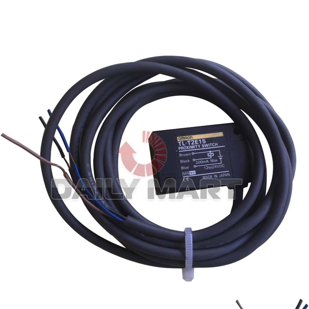 Brand New in Box Omron TL-T2E15 Proximity Sensor