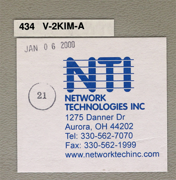 NTI Network Technologies Inc. VOPEX-2KIM-A KVM 2-Port Switch
