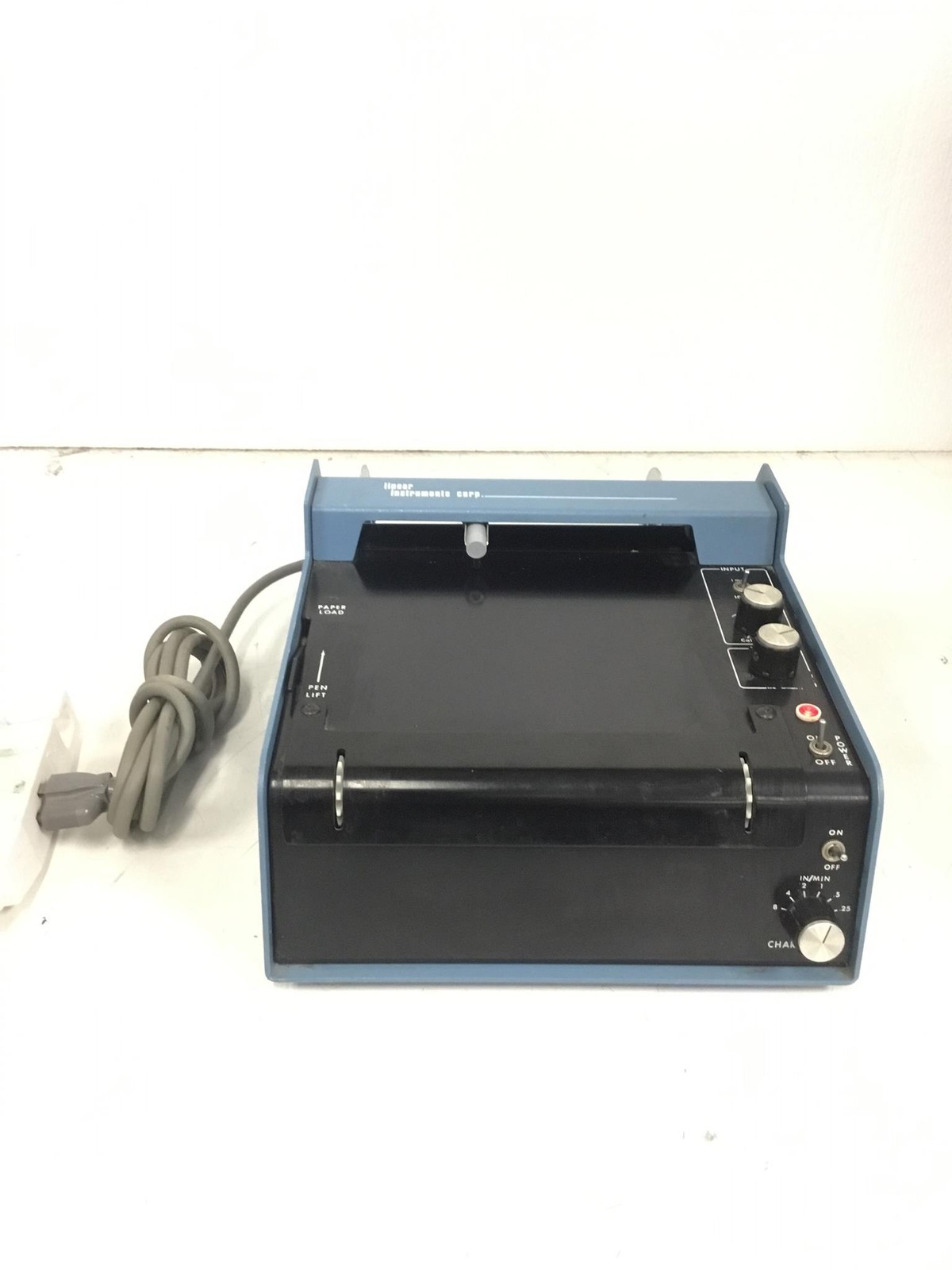 Linear Instruments 151 Voltmeter 0.5A 11Vac 60Hz WORKING FREE SHIPPING
