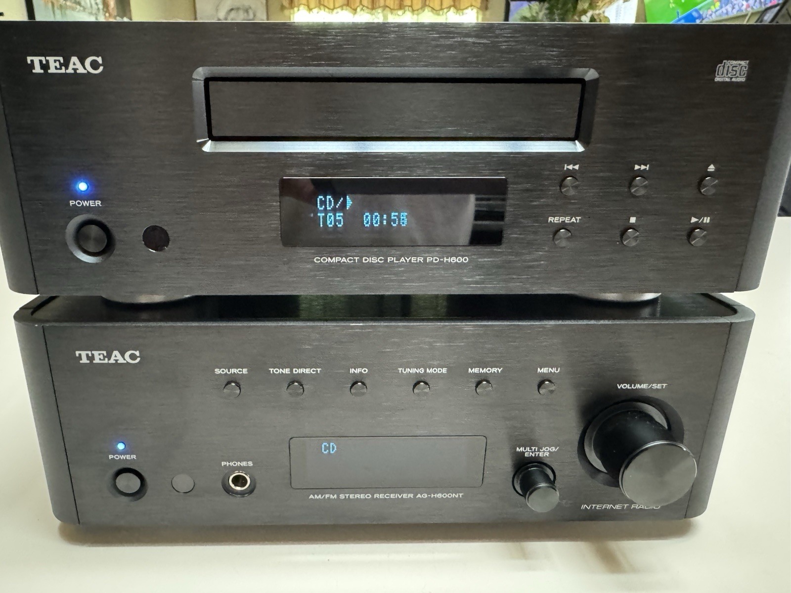 TEAC AG-H600NT / PD-H600 Receiver - CD Player combo