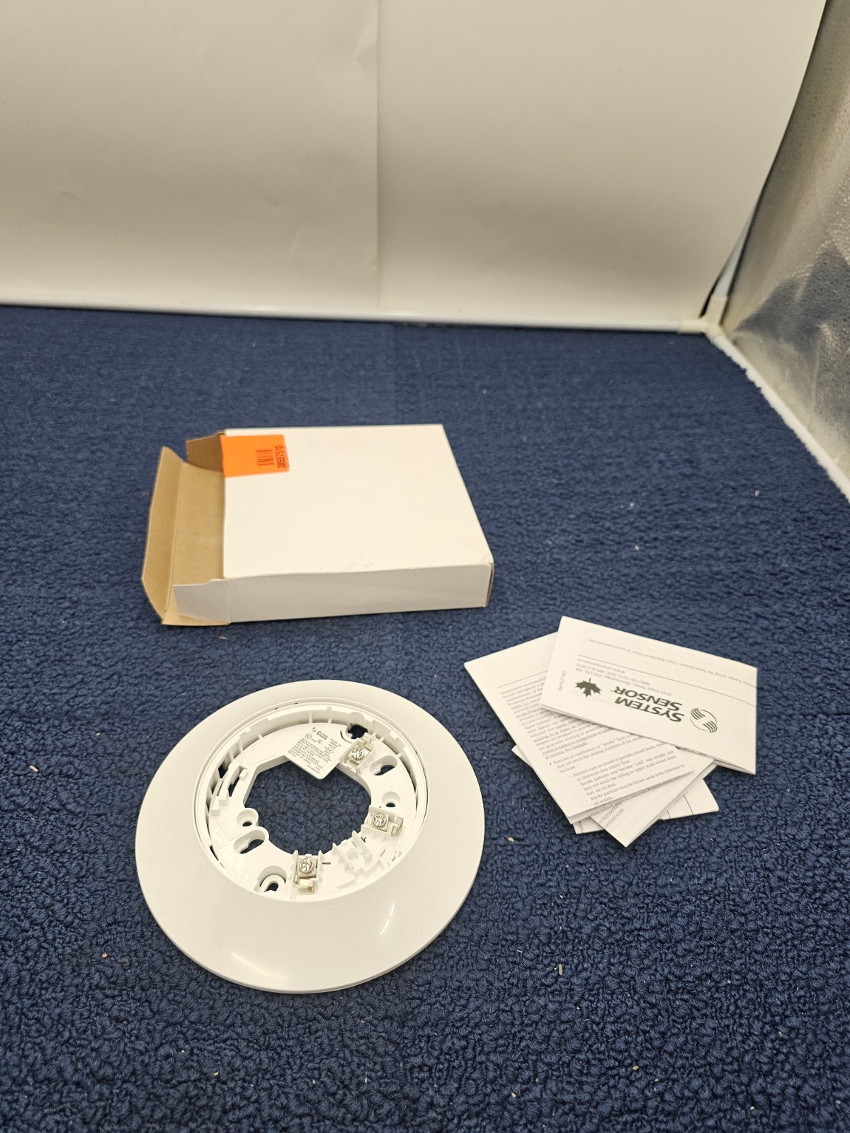 (QTY 2) System Sensor B300A-6 Detector Base White For Fire Alarm Smoke Detector