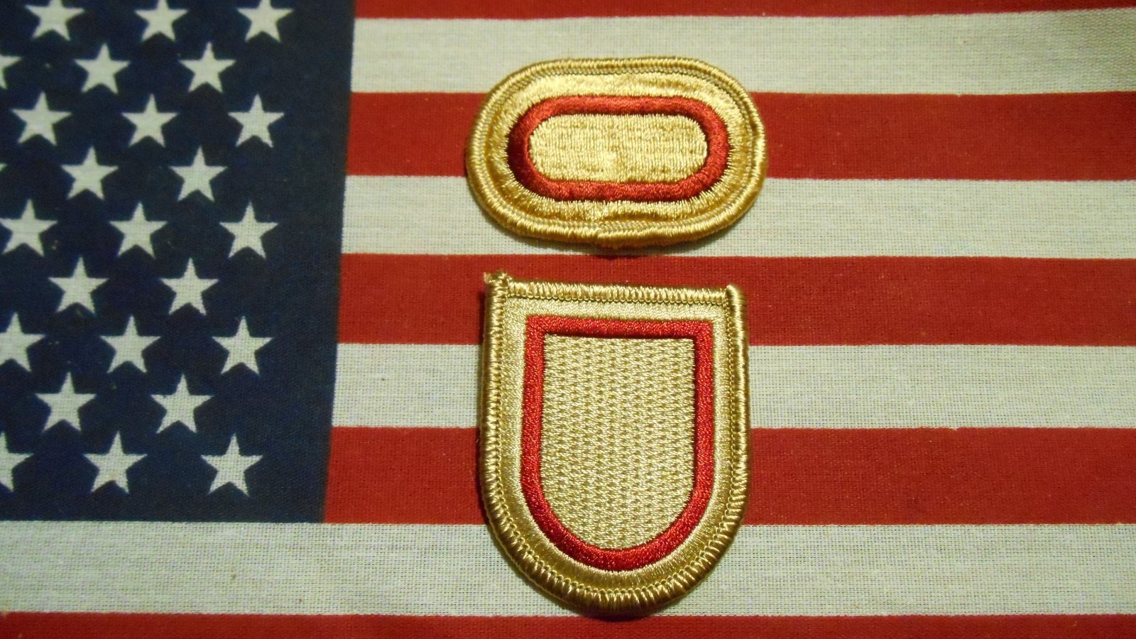 426th Support Battalion Airborne Beret Flash & Para Oval Patch