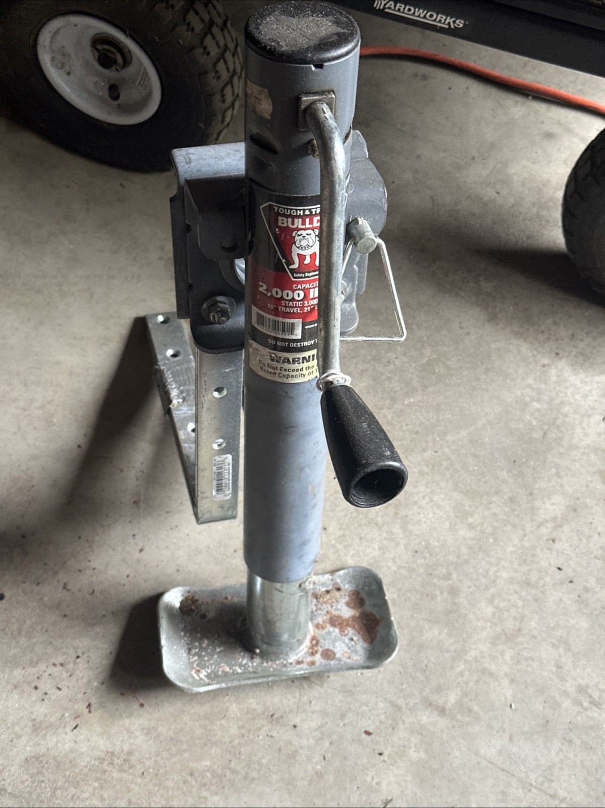 Bulldog 2000 Pound Trailer Jack