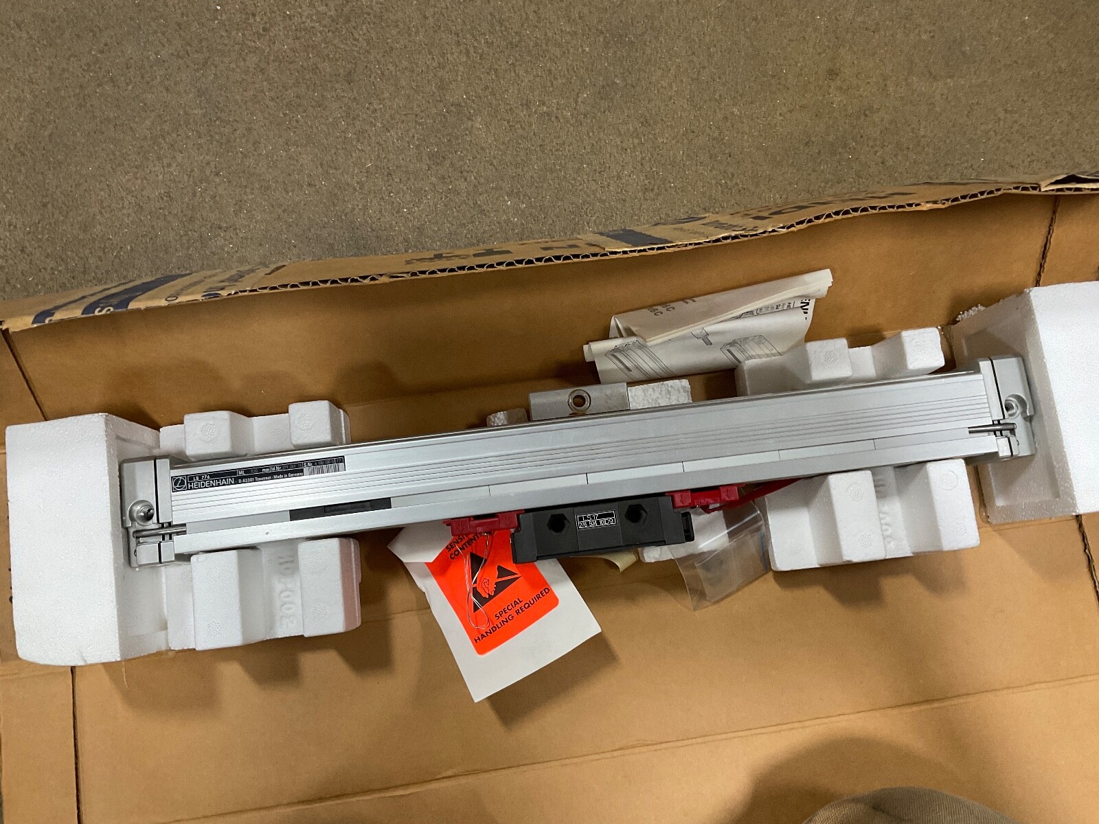 HEIDENHAIN LINEAR SCALE ENCODER LS776 ML320 320MM 27926973 33696673