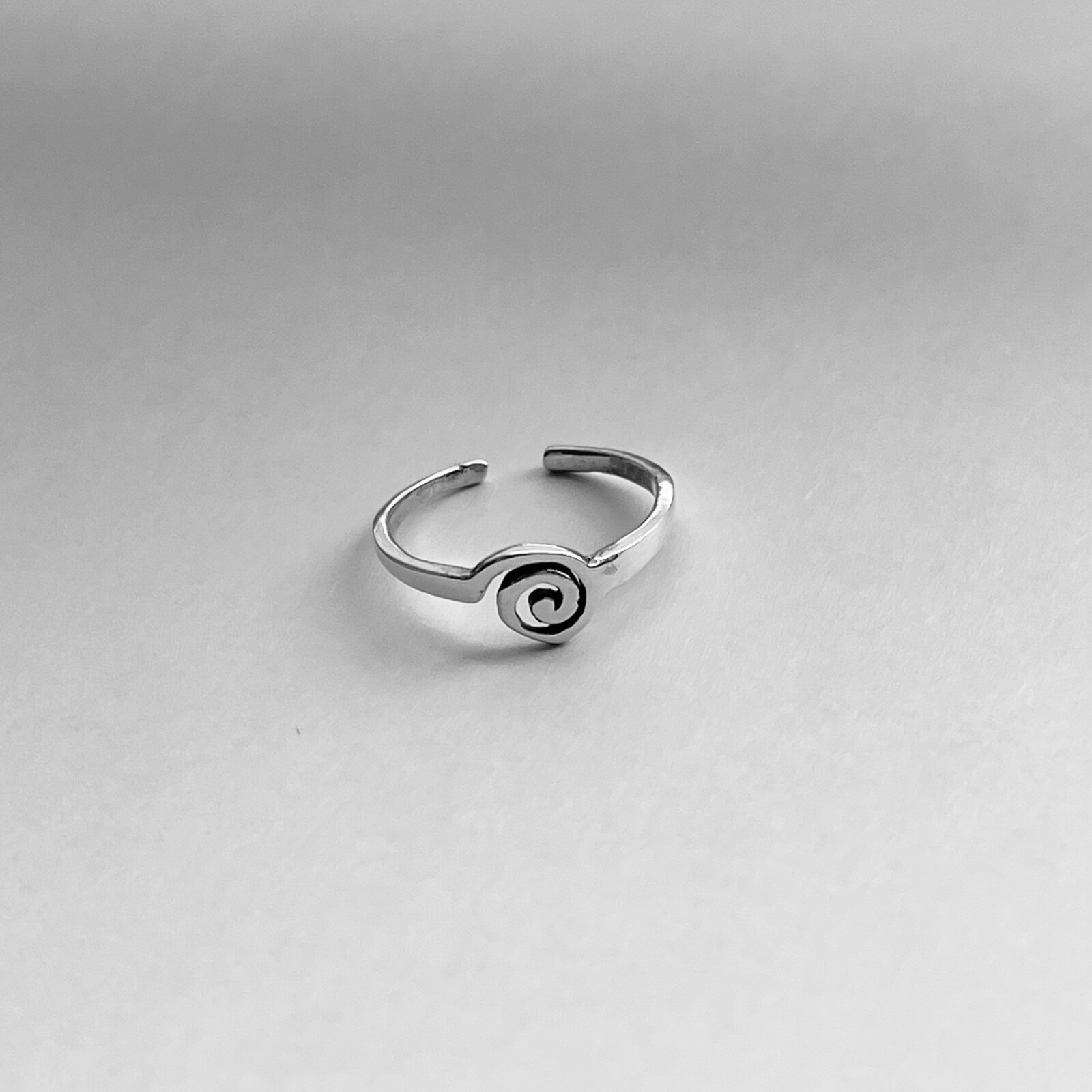Sterling Silver Swirl Toe Ring, Silver Ring, Spiral Ring, Boho Ring