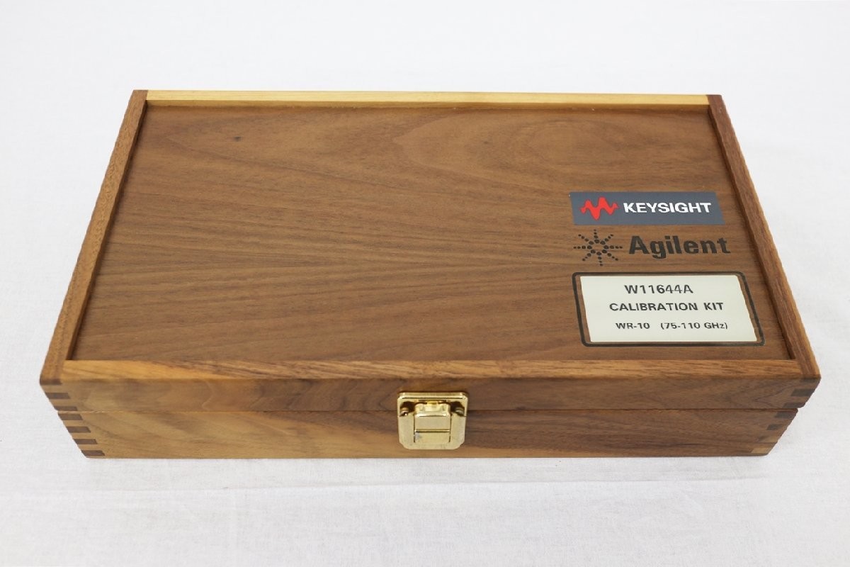 Agilent W11644A WR-10 75-110GHz Calibration Kit Japan
