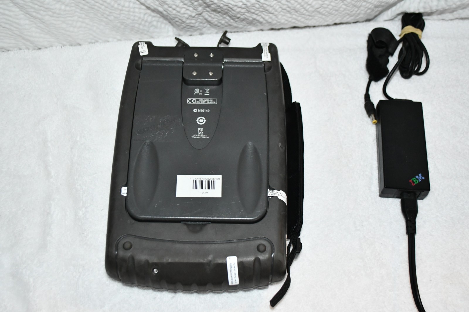 Keysight N9912A FieldFox RF Analyzer 6GHz w/ CPU2 NEEDS CALIBRATION READ W3A4