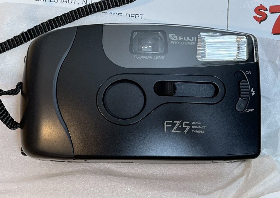 Unused Film Camera boxed - Fuji FZ-5 Point & Shoot