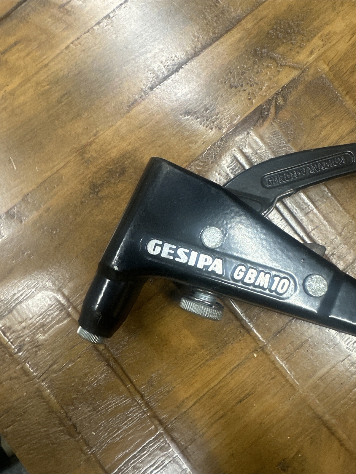 Gesipa Blindnietmutternsetzgerät GBM 10