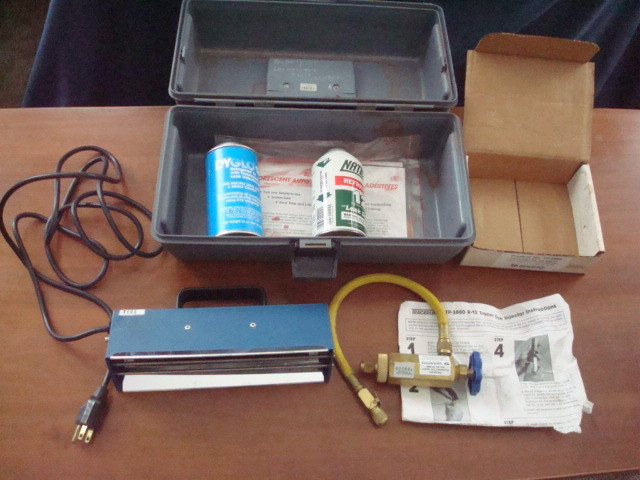 SPECTROLINE ALD-60 A/C LEAK DETECTION KIT  (USED)