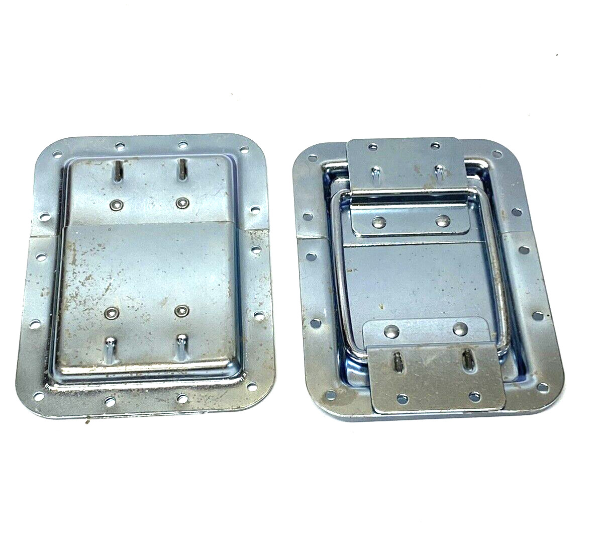 2-Pk Recessed Lid Stay Large