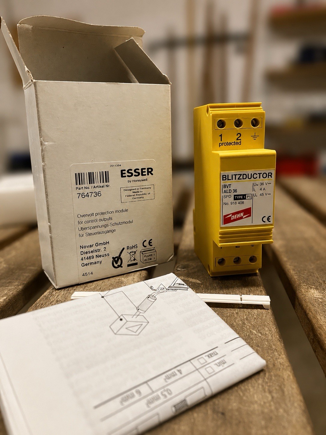 Esser 764736 surge protection for control outputs original packaging like new