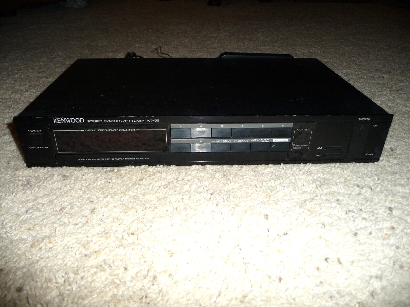 Kenwood Model KT-56  Quartz Synthesizer Tuner  FM/AM Radio Stereo