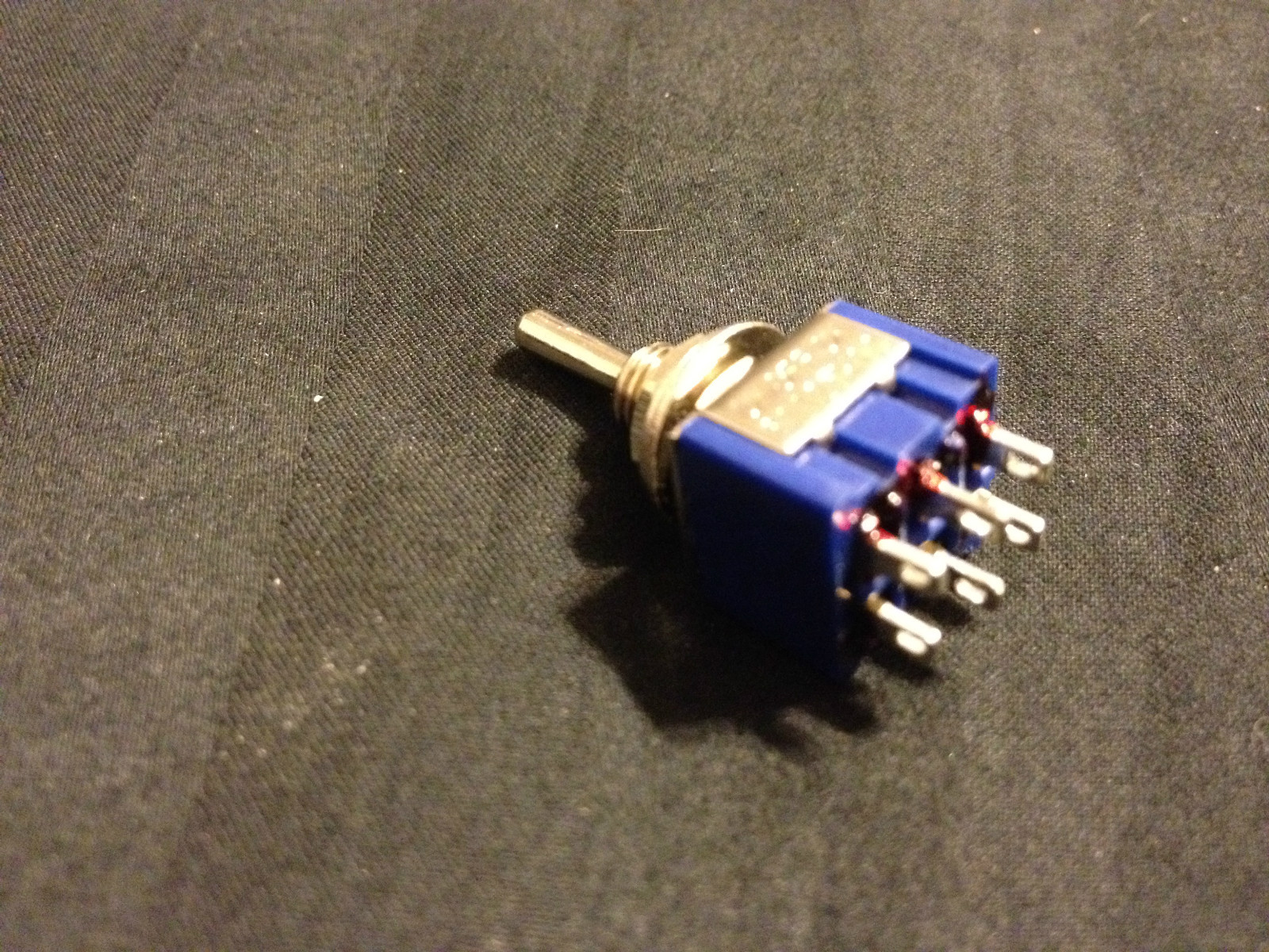 10x 6-Pin DPDT ON-ON Toggle Switch 6A 125VAC 10pcs useless box switch A