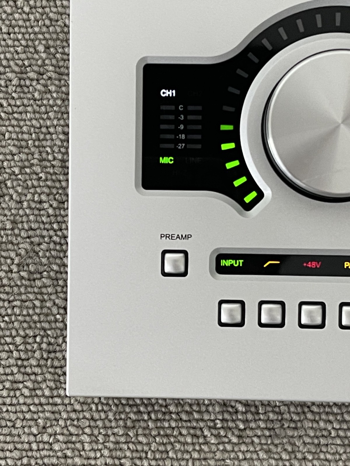 Universal Audio Apollo Twin SOLO UAD 2 Audio Interface with AC Adapter Tested
