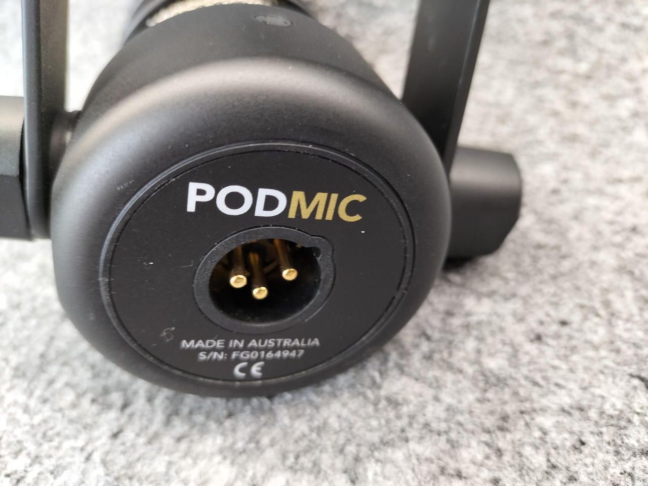 RODE Condenser Microphone PODMIC Used