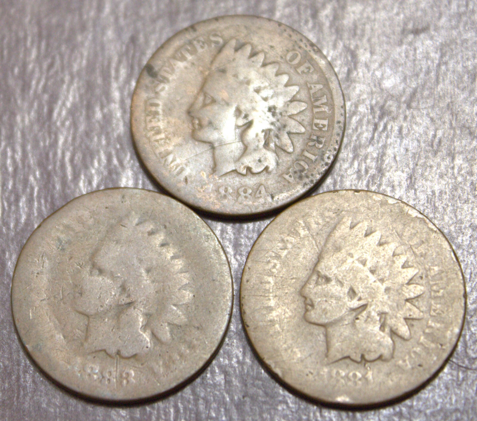 1881 1883 1884 Indian Cents  Three Pennies Neat Coins Y2863