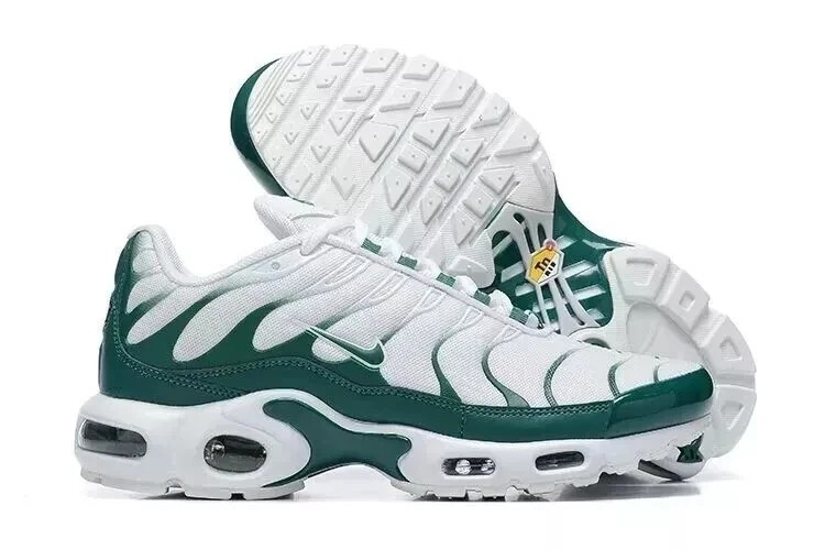 DS Nike Air Max Plus TN White Green Cushioned Sports Men's Shoes Brand New