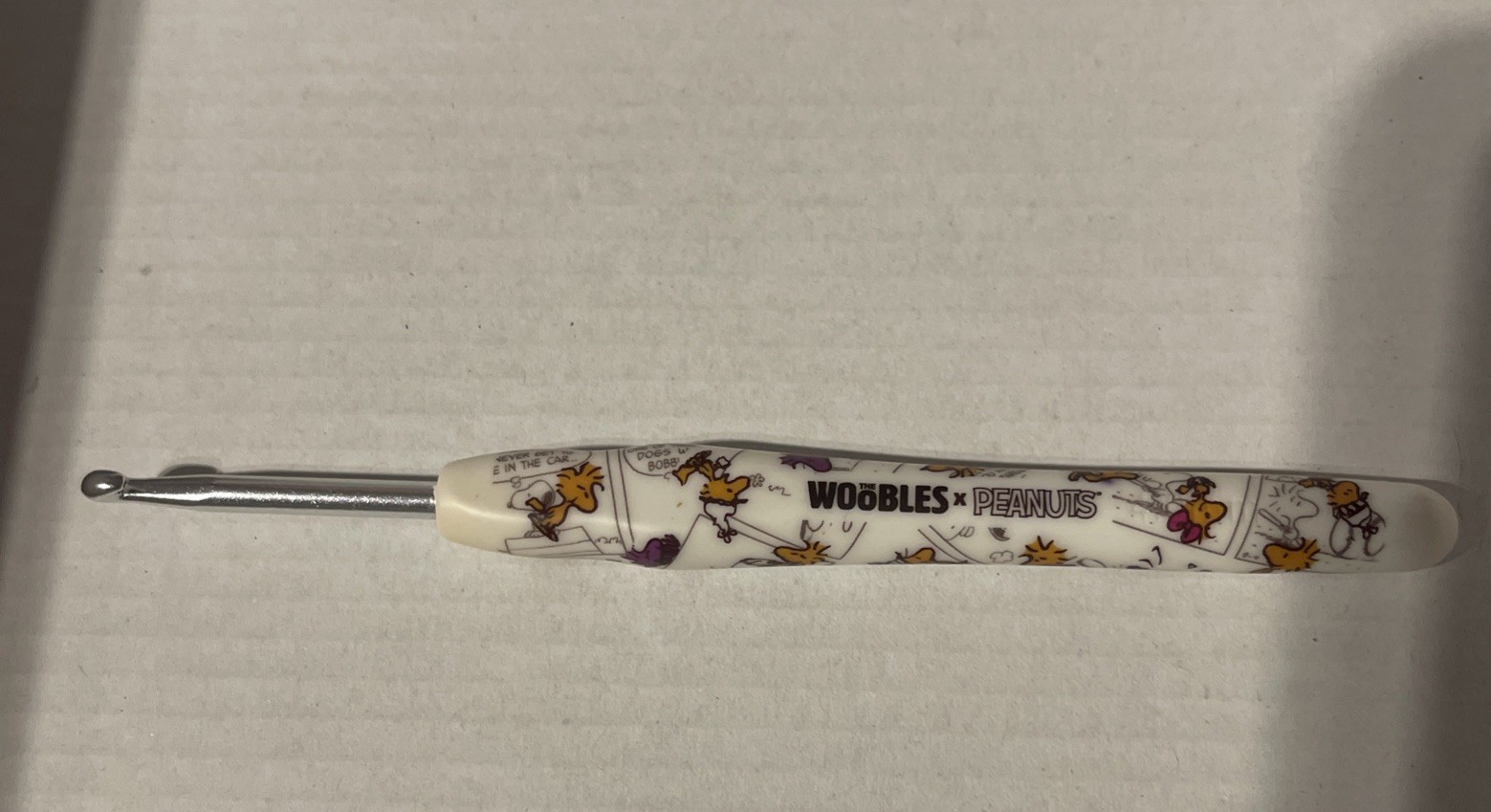 The Woobles Ergonomic crochet hook 4 mm- Peanuts Woodstock