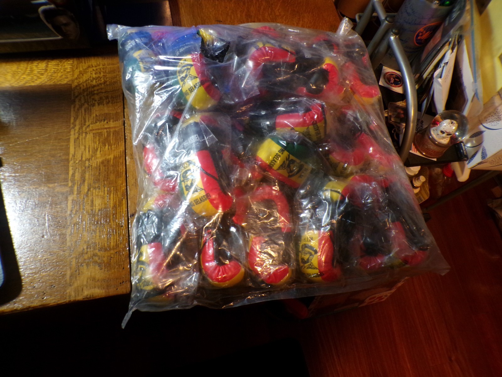 MINI BOXING GLOVES 4" KING OF SELASSIE [ETHIOPIA] 24 PAIRS 48 TOTAL B/NEW FREE S