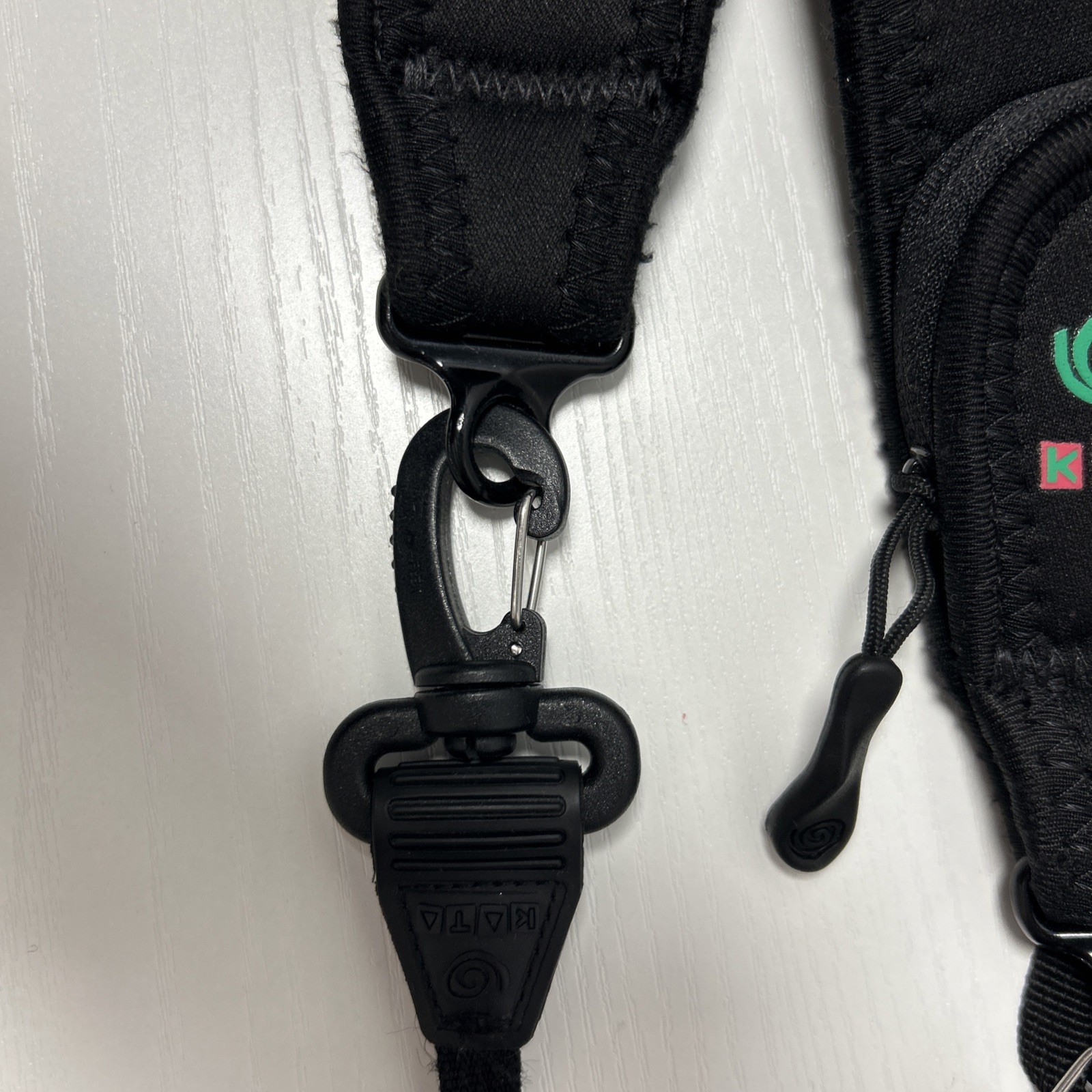 Kata non-slip heavy duty camera strap Reflex E Black