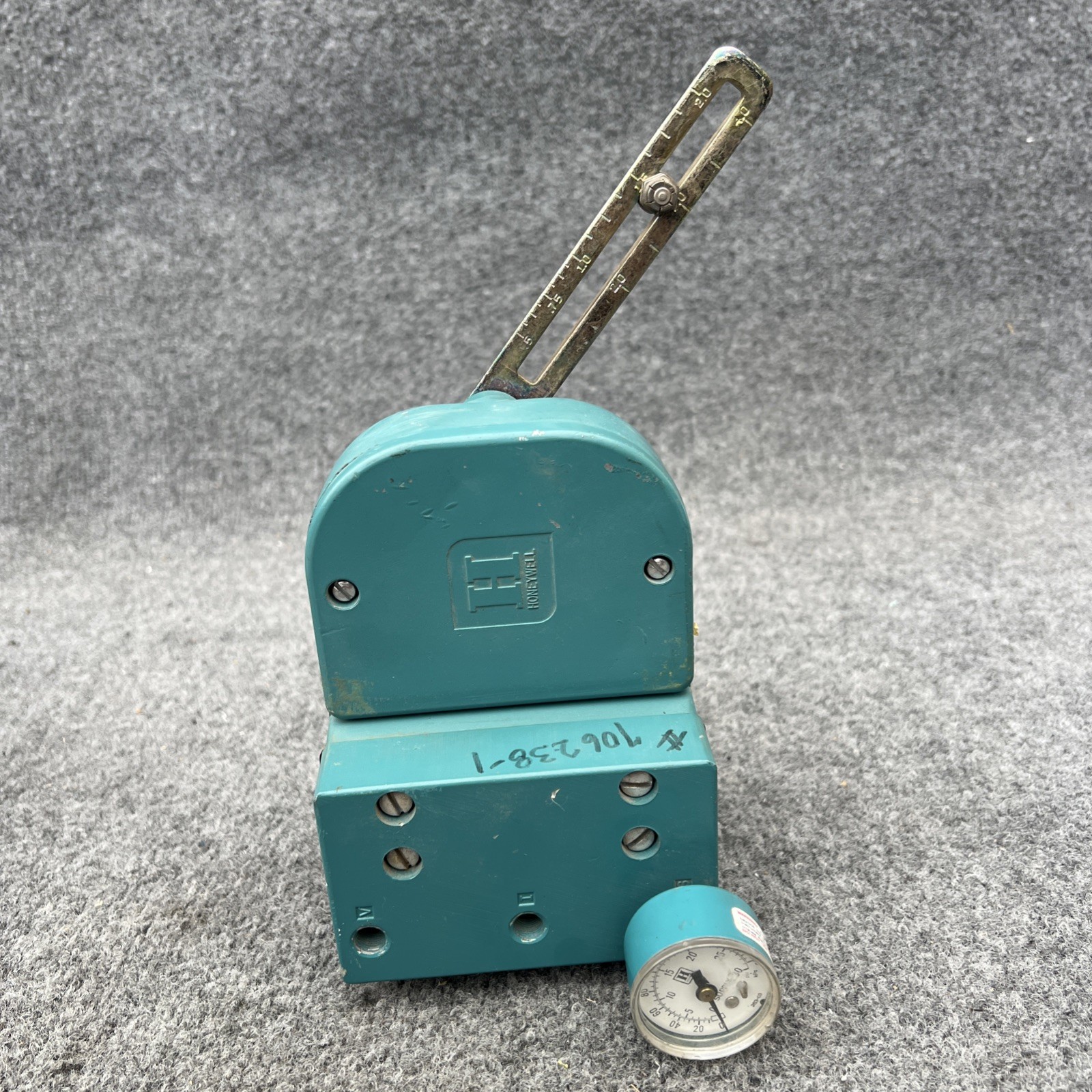 Honeywell JJA01E Pressure Switch New