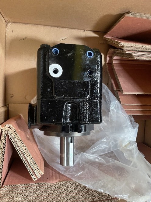 Vickers Vane Pump P/N VMQ135S135B00500BBDANR00 A032