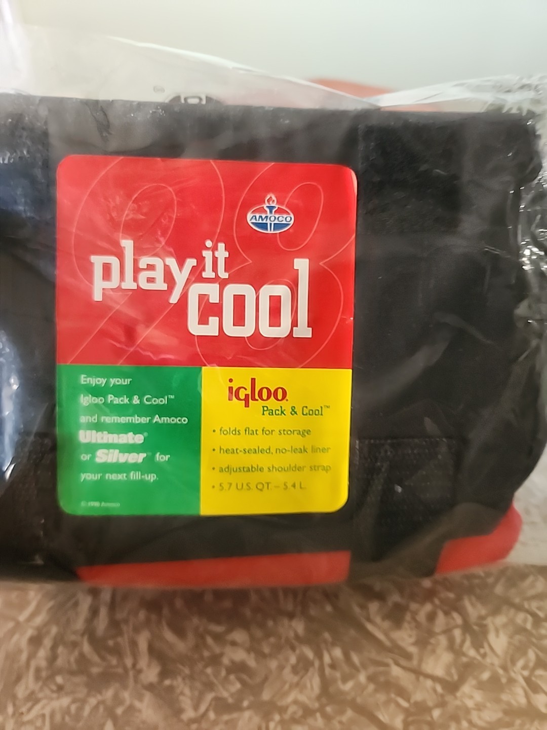New Igloo Amoco Pack And Cool  Fold Cooler Bag Vintage 1998 - 5.7 U.S. QT-5.4 L