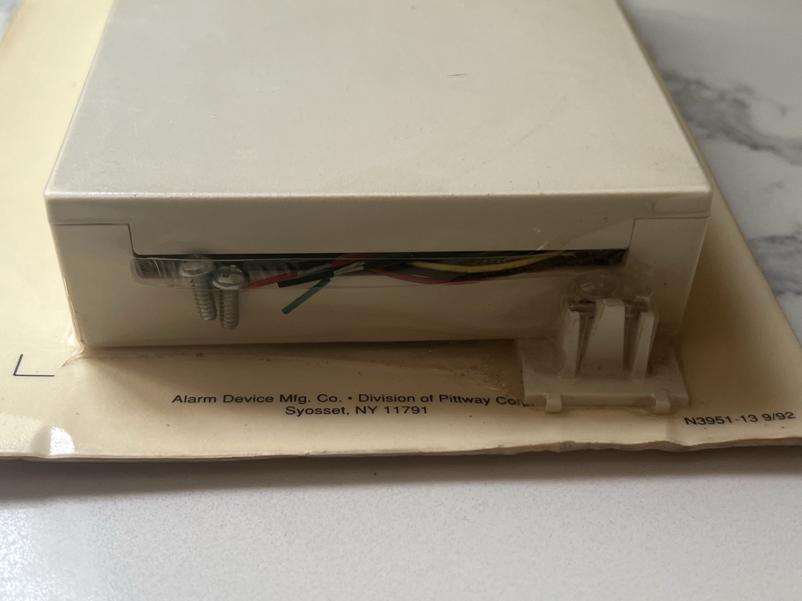 NOS (SEALED) Ademco 4204 Addressable Relay Module