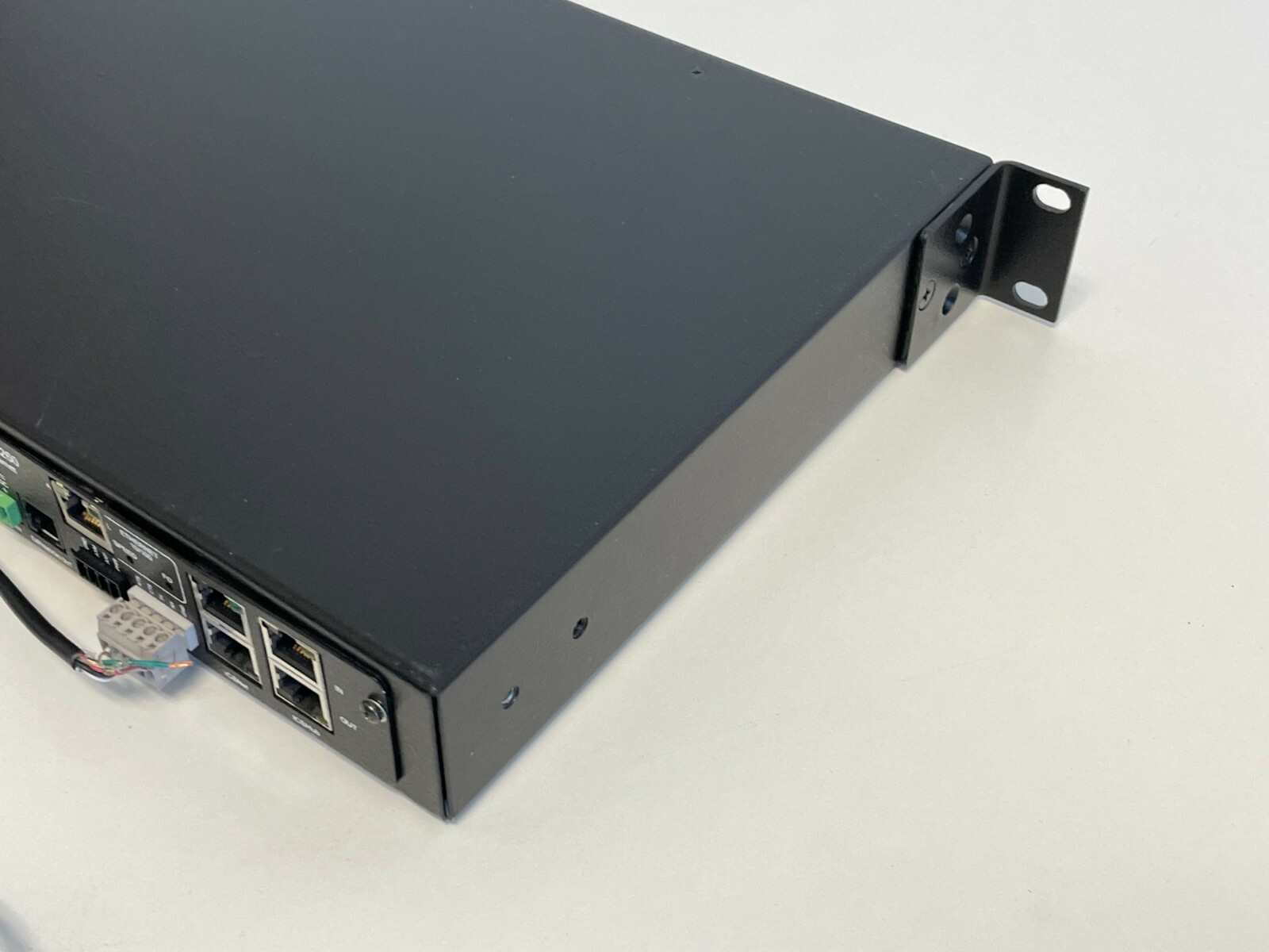 AMX Netlink Master NXI Integrated Controller NXC-ME260
