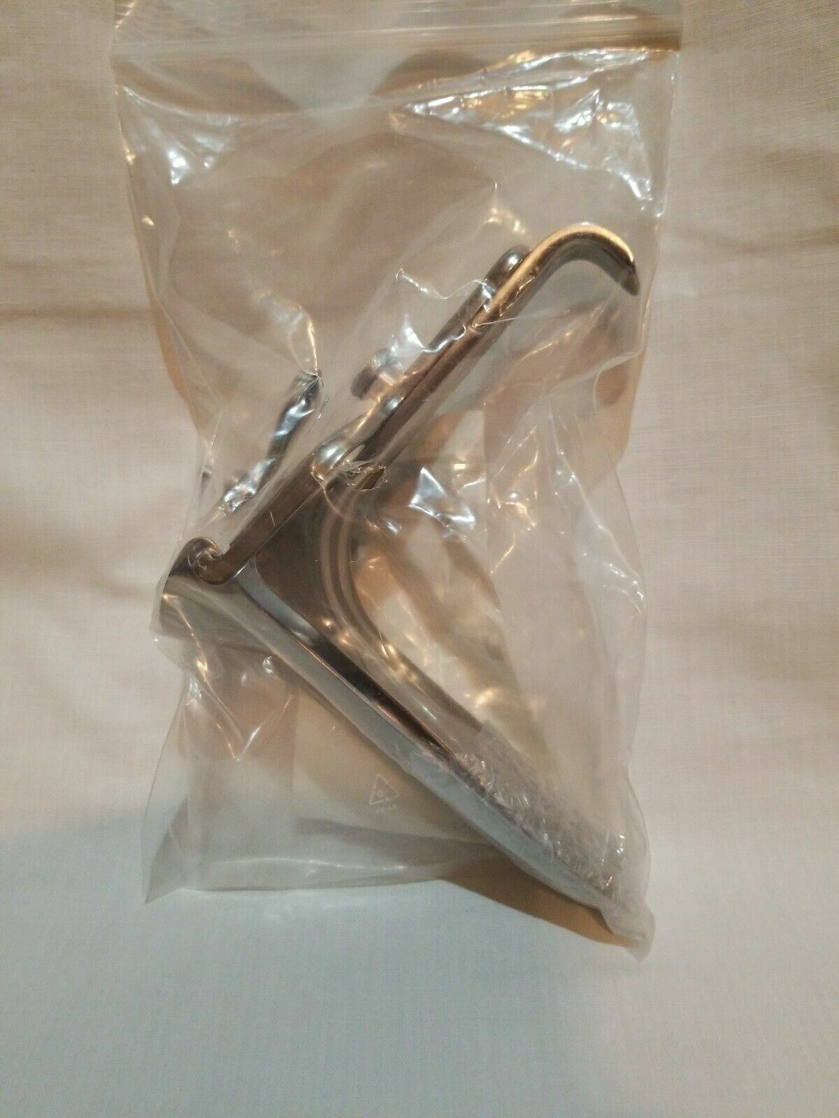 V. Mueller GL12 Graves Vaginal Speculum Large Blade MJ3