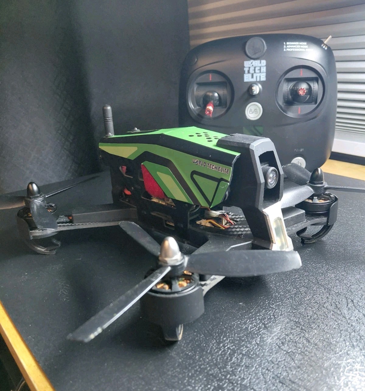 World Tech Toy FPV Rapid Racing Drone/ Extra Brand New Propellers Included