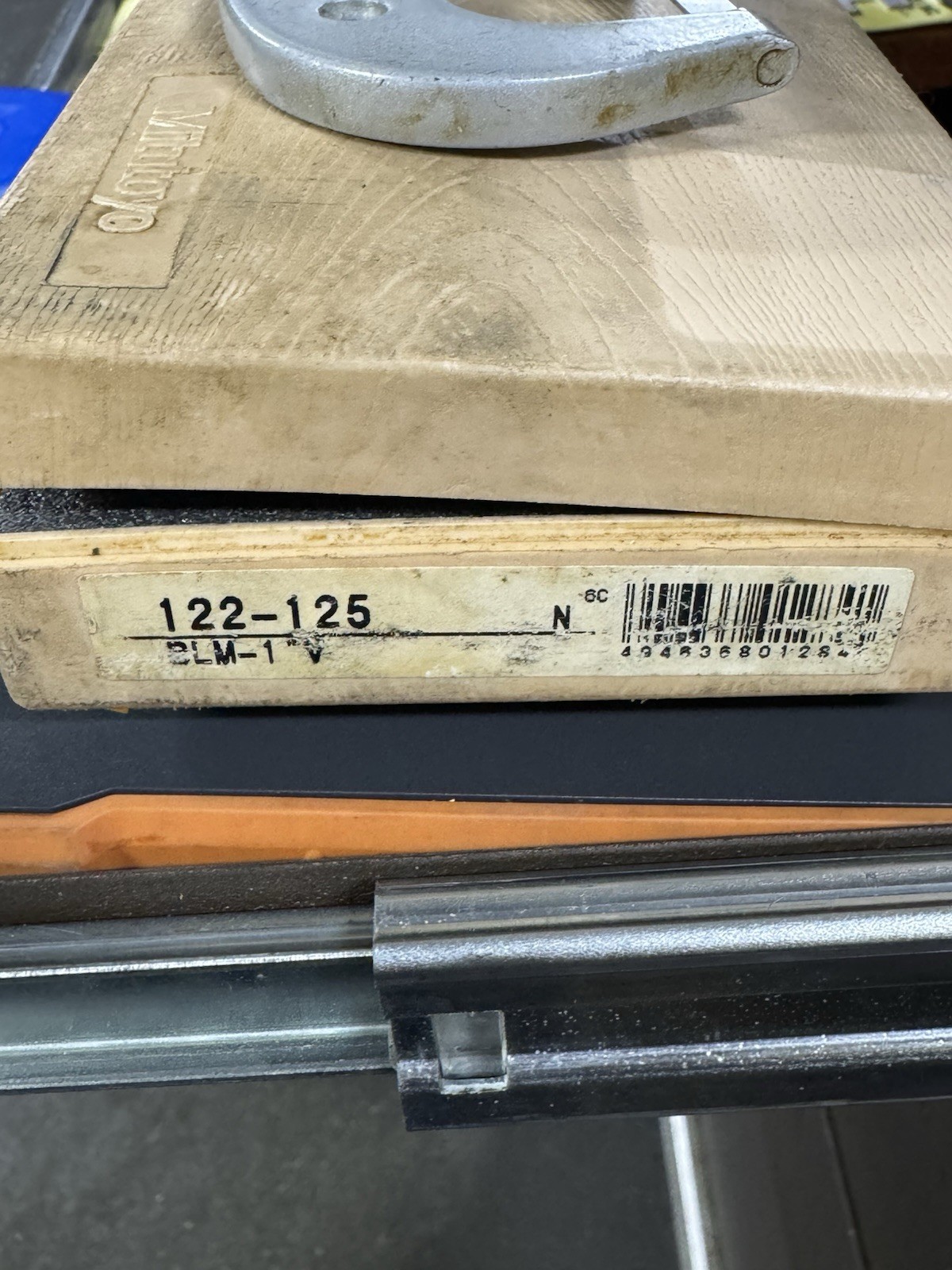 Machinist, Mitutoyo Blade Microometer 0-1 Inch No. 122-125