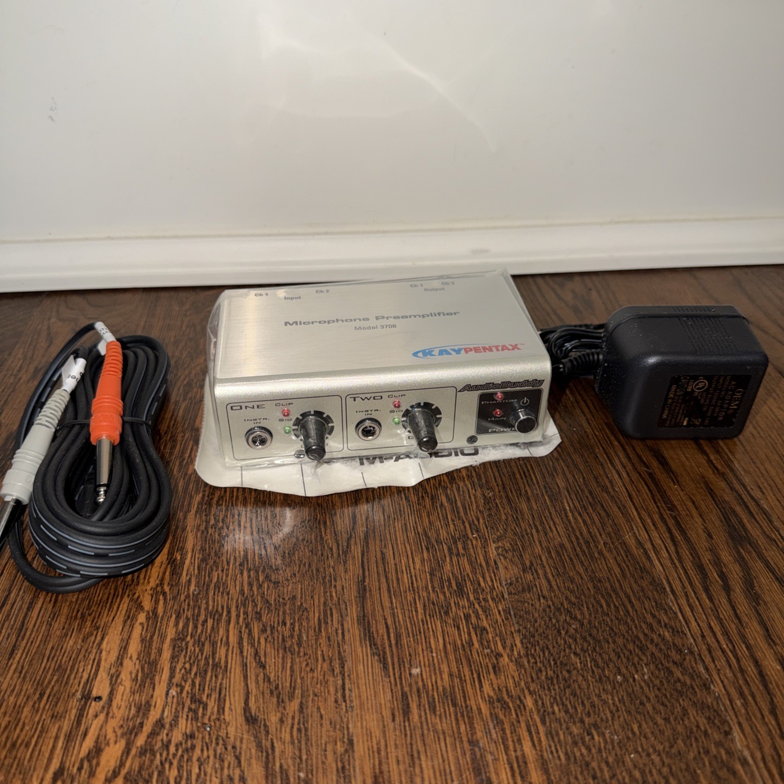 KayPentax  Dual Mic & Instrument Preamp w/power supply